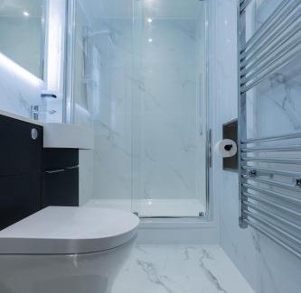 Sheffield Apartment | Unit 3 Modern & Comfy 1-BR Flat, Free Wi-Fi, Prime Location, WIFI