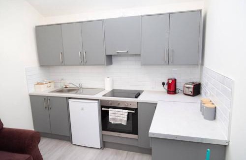 Cobh Apartment | Unit 4 Tranquil Harbourside Retreat- Central Location