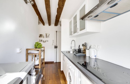 Saint-Germain-des-Pres Apartment | UNIT002 Saint Germain des Près (Saints Pères) - 1 bedroom apartment - 4 pax