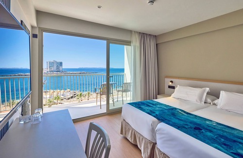 Colonia Sant Jordi Hotel | Universal Hotel Romantica