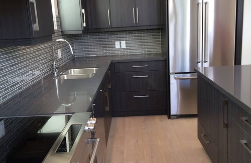 Golden House | Unparalleled Modern Luxury with Panoramic Mountain Views 4Br/3.5Ba