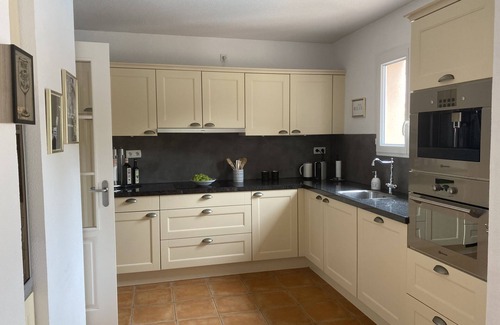 Vallon-Pont-d'Arc House | Unser Chateau de Charme Begrüßt Sie in der Ardeche