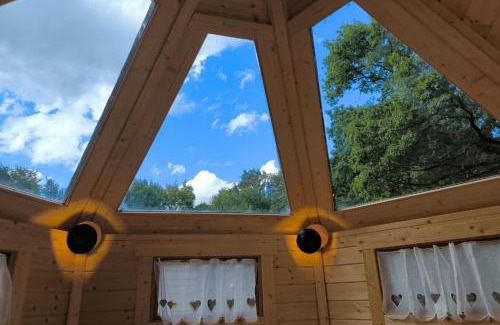 Guenrouet Ski Chalet | Unusual Luxury Spa Private & Petits Dej Cabin