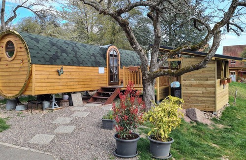 Ville Cabin | Unusual night in a caravan with private spa