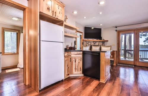 Eagle River House | Unwind in comfort at Aerie on Meta Lake! The perfect calm retreat!