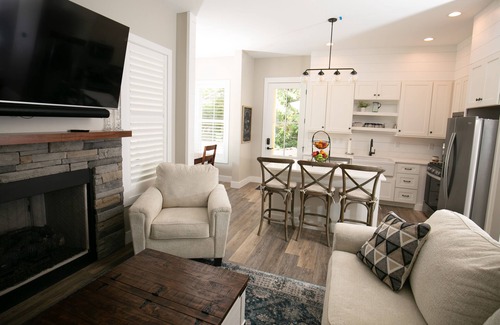 Brevard House | Up North, Down South in Brevard, NC - close to Lumber Arts District and downtown