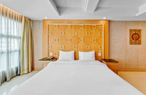 Makkasan Hotel | UPAR Hotels Sukhumvit 11 Nana