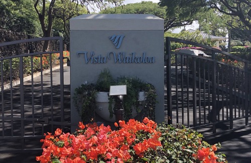 Waikoloa Condo | Updated 2 Bedroom Condo Walk to the Beach & Shops.
