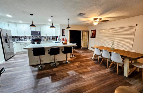 South Scottsdale House | Updated 4BR/3BA Classic Scottsdale Home