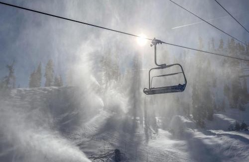 Lake Forest House | Updated Cabin for 8 Lake View Big Deck Great Location