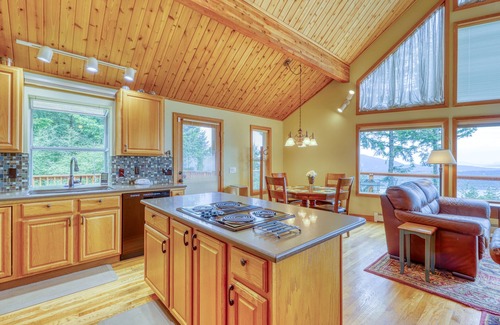 Rosario House | Updated Eastsound home w/million dollar views