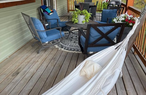 Terrace House | Upper Cottage Retreat on Churchill, Terrace