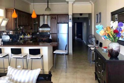 Ad-Dab'ah Ski Chalet | Upper chalet at lavista bay