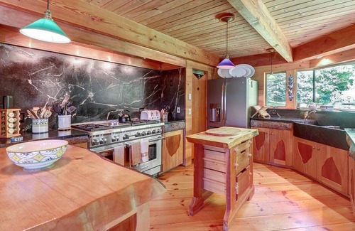 Warren House | Upper Pines Lodge, Upper Pines Lodge at Sugarbush