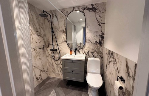 Valby Apartment | Upscale 3BR Apartment in City Center