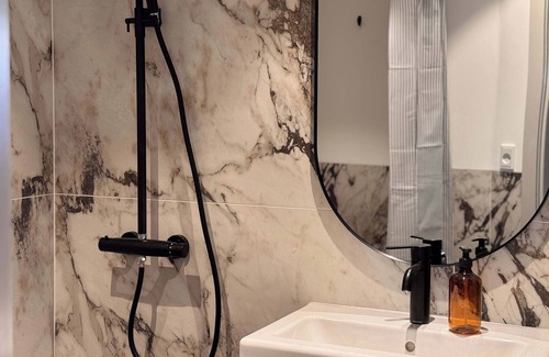 Valby Apartment | Upscale 3BR Apartment in City Center