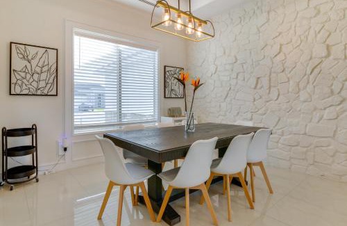 Brownsville House | Upscale Brownsville Home Work, Play and Swim!