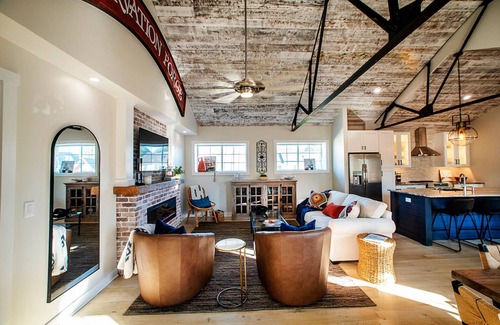 Lewes Apartment | Upscale Downtown Suite in Lewes