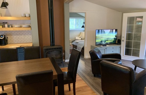 Coram House | Upscale lodging duplex minutes from Glacier NP