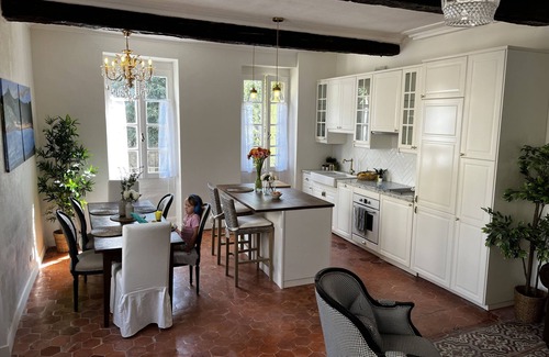 Pezenas House | Upscale townhouse in centre Pézenas