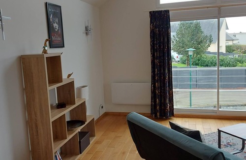 Mortain House | Upside Down ,cosy one bedroomed gite ,10 minutes walk into town/countryside.