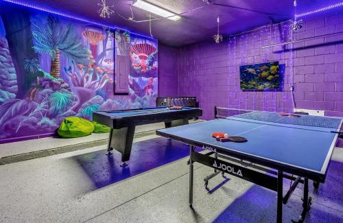 Kissimmee House | Upstay Vibrant Home w Themed Rooms Pool & Games