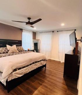 Sunset Road House | Uptown in 6 Mins - Game Deck