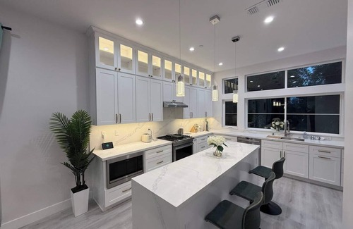Poverty Ridge House | Uptown!