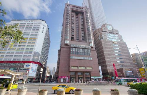 Zhongzheng Apartment | Urban Abode Apartment 1