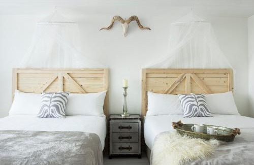 Zhongzheng Apartment | Urban Abode Apartment 1