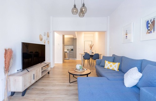 Ampelokipoi Apartment | Urban Comfort 2 bdrm next to Metro
