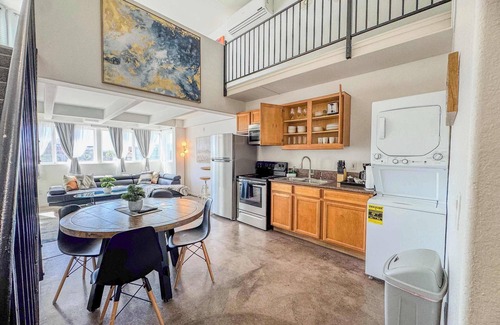 Little Italy Apartment | Urban Loft in Little Italy w/City View and parking
