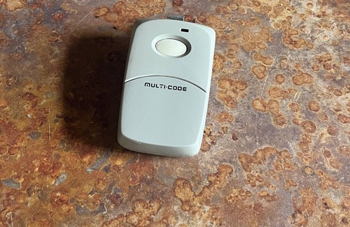 Mexicantown - Southwest Detroit Apartment | Urban Safari Loft 10 minutes from downtown.