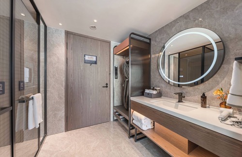 Longhu Qu Hotel | UrCove By Hyatt Shantou Xinyicheng Huanghe Road