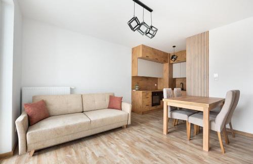 Ursus Apartment | Ursus Cosy Apartments by BookingHost