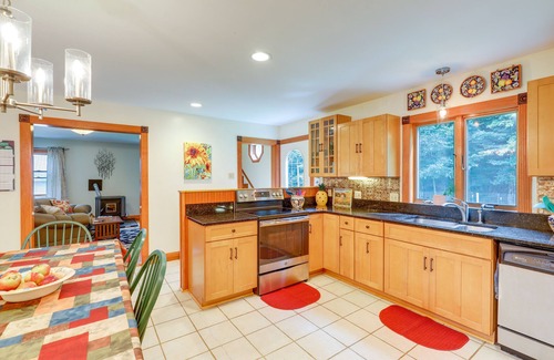 Plainfield House | Meriden Village of Plainfield Home w/Backyard