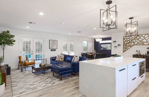 Parker Lane House | UT Football Fave - Pool, Hot Tub, BBQ Grill, Etc!
