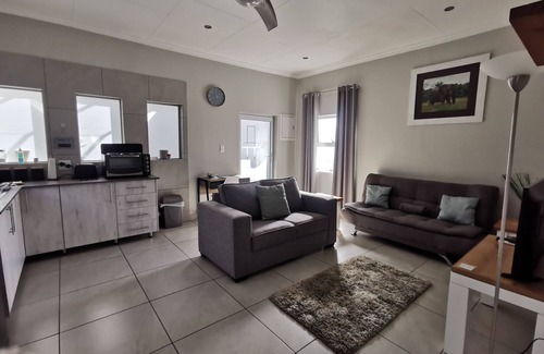 Alberton House | Utopia Guest House