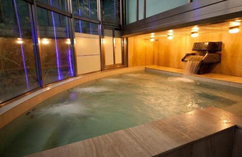 Heping Hotel | Utopia Holiday Hotel