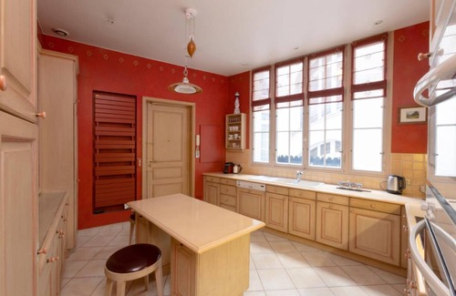 Porte-Dauphine Apartment | Utterly magnificent-experience the opulence of a quintessential Parisian home