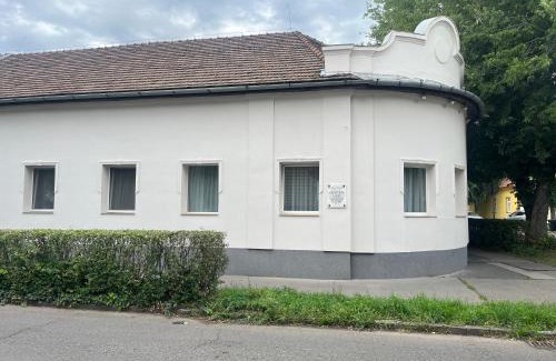Vac Hotel | Vácz Hotel