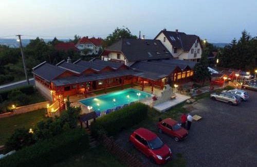 Zalaegerszeg Bed & Breakfast | Vándor Vigadó
