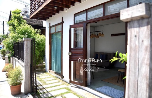 Old City Villa | V1-Baan Borijinda-Wooden House in The old city of Chiang Mai