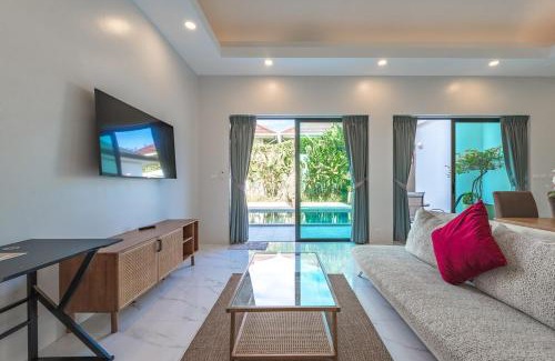 Ban Saiyuan Villa | V193 Next-Door Villas 6BR 2 Pools For Group Vibe!