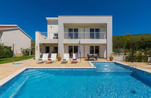 Diminici House | Vacation home Laura by Interhome