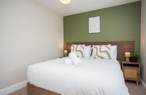 Chester-le-Street Apartment | Vacant Nests The Wynd Spacious Home Parking