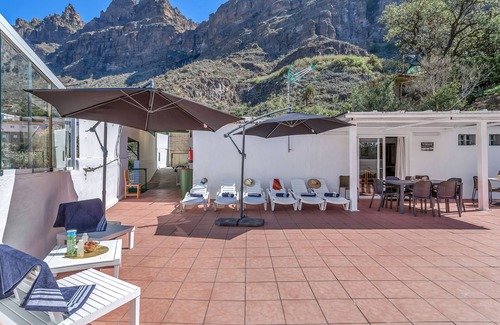 La Solana House | Vacation Home 'Vv Pedacito De Cielo' with Mountain View, Wi-Fi and Air Conditioning