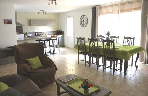 Duilhac-sous-Peyrepertuse House | Vacation home with swimming pool Gite Etape Cathare