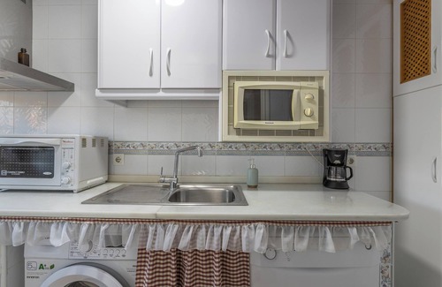 Salobrena Apartment | Vacation Apartment "Beautiful Duplex in Salobreña" with Sea View, Pool, Wi-Fi & Terrace