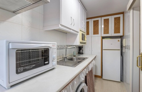 Salobrena Apartment | Vacation Apartment "Beautiful Duplex in Salobreña" with Sea View, Pool, Wi-Fi & Terrace